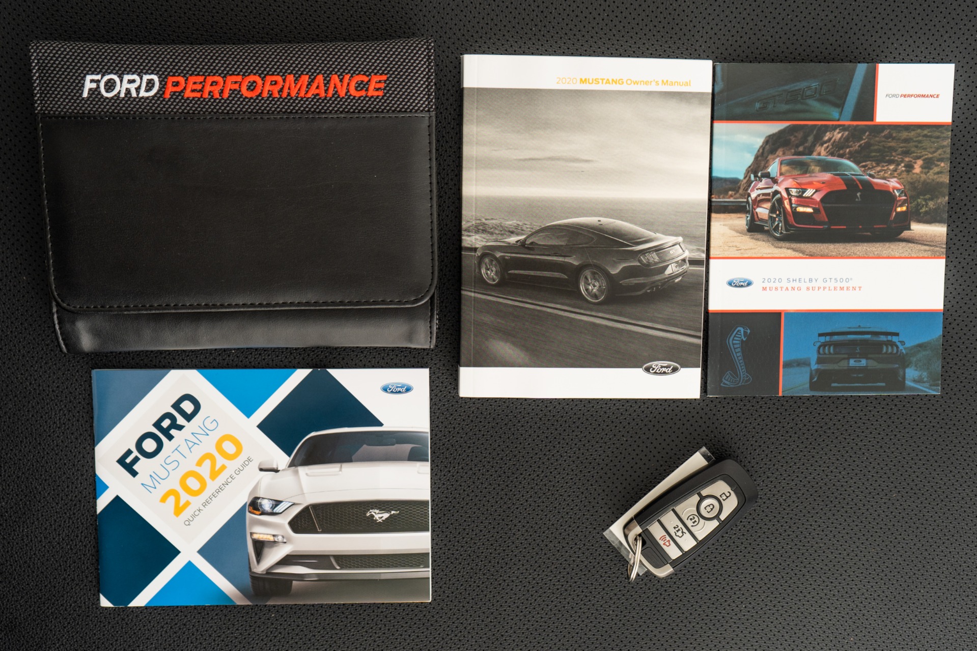 Video: Shelby GT350 Owner's Supplement Unboxing