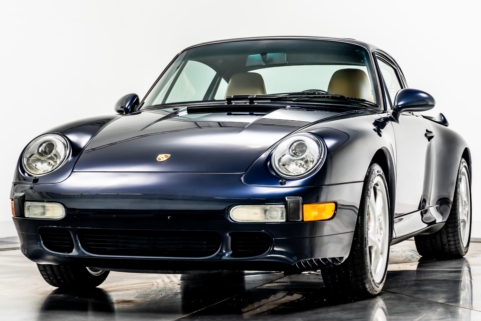 This Original-Condition 1996 Porsche 911 Turbo Is Heading to Auction – Robb  Report