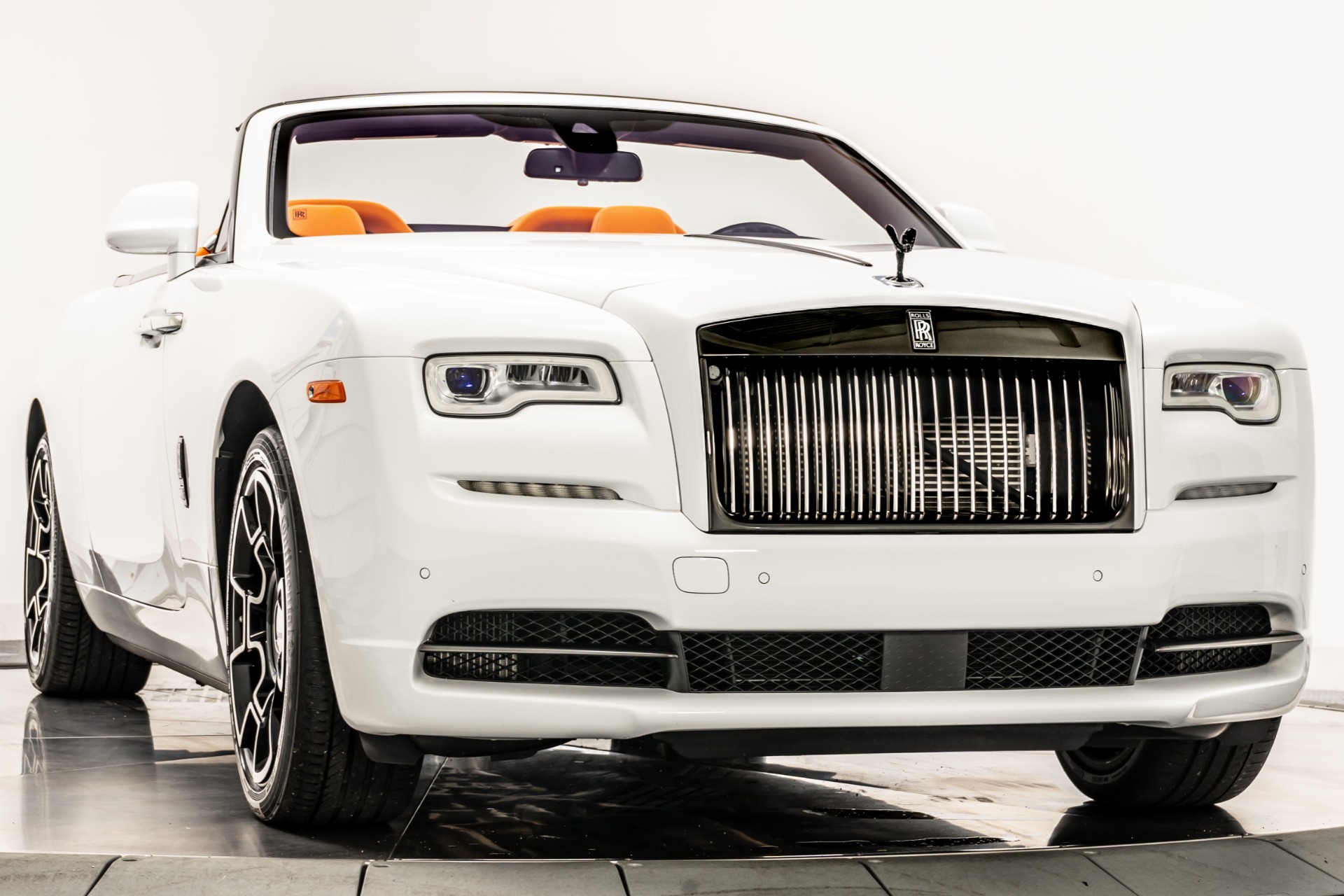 Rolls Royce Phantom Ghost Dawn Wraith & Cullinan Orange Umbrellas - Custom  Made