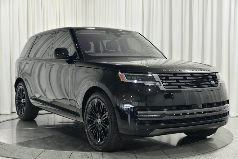 Range Rover dressed up in Louis Vuitton goes overboard - Carbon