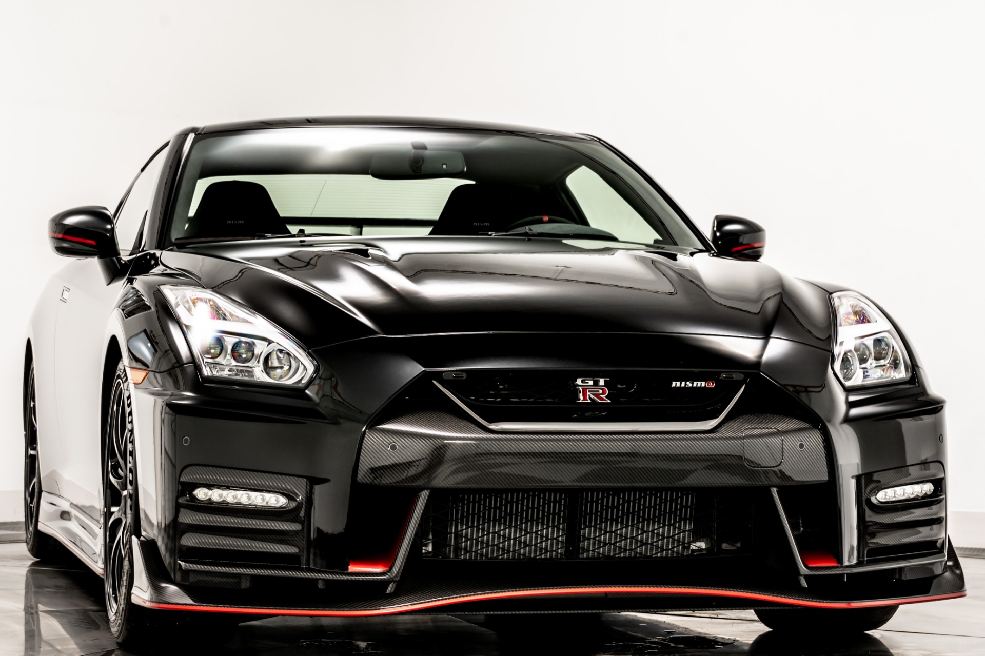 2015 NISSAN (R35) GT-R NISMO for sale by auction in Burton on