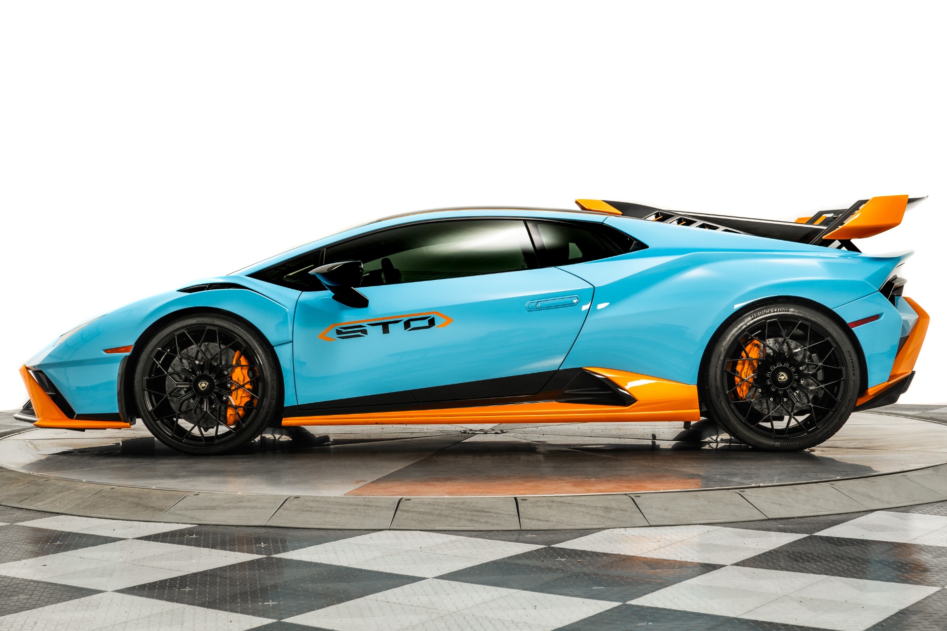 Used 2022 Lamborghini Huracan STO for Sale