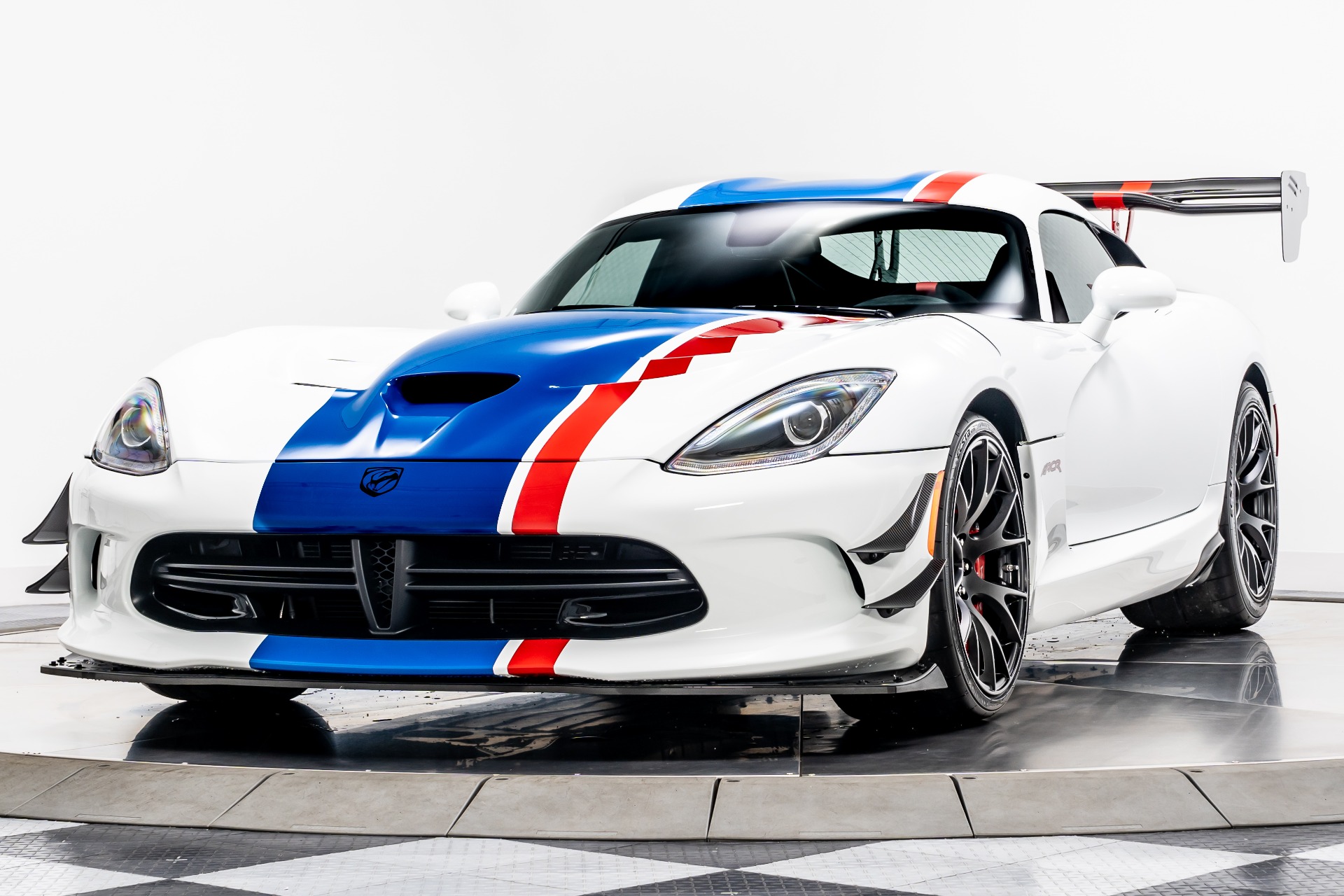 Used 17 Dodge Viper Acr Extreme Aero For Sale Sold Marshall Goldman Beverly Hills Stock W