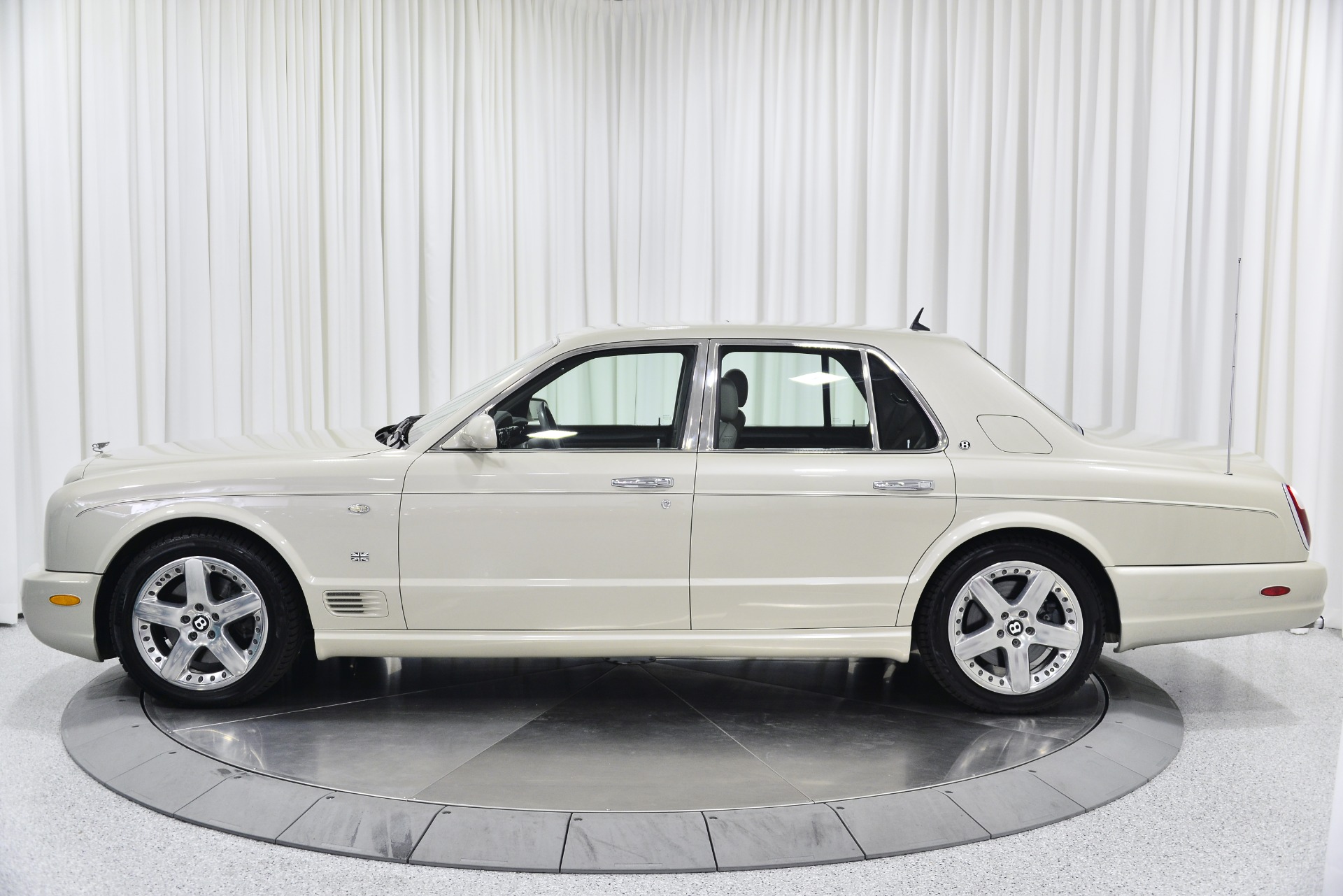 Used 2007 Bentley Arnage T For Sale (Sold)  Marshall Goldman Beverly Hills  Stock #B21231