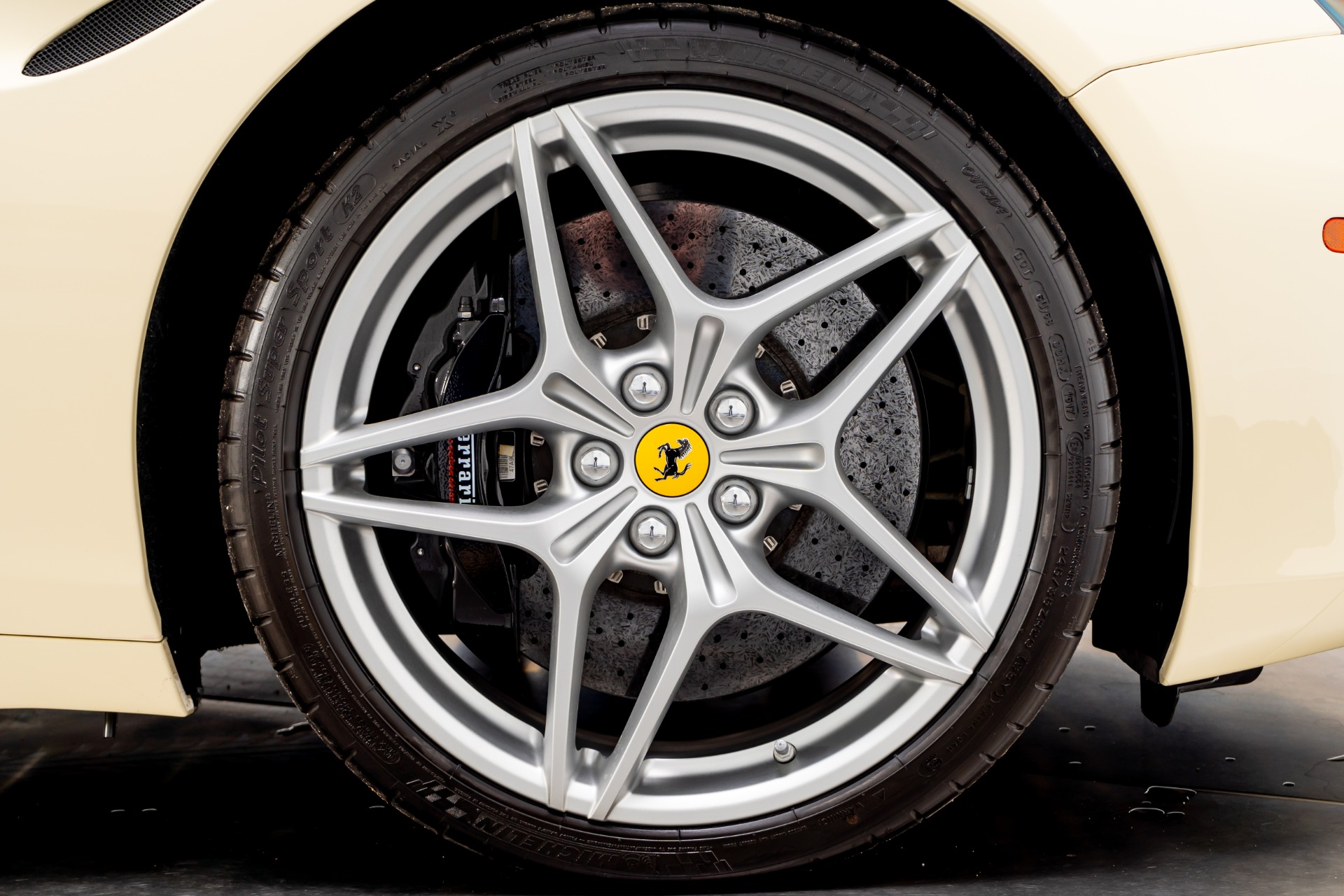 Ferrari 812 Supreme X Luis Vouitton - GTA: SA